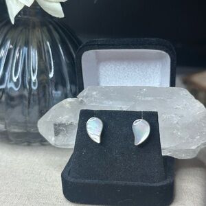 Sajen 925 Iridescent Silver Teardrop Stud Earrings